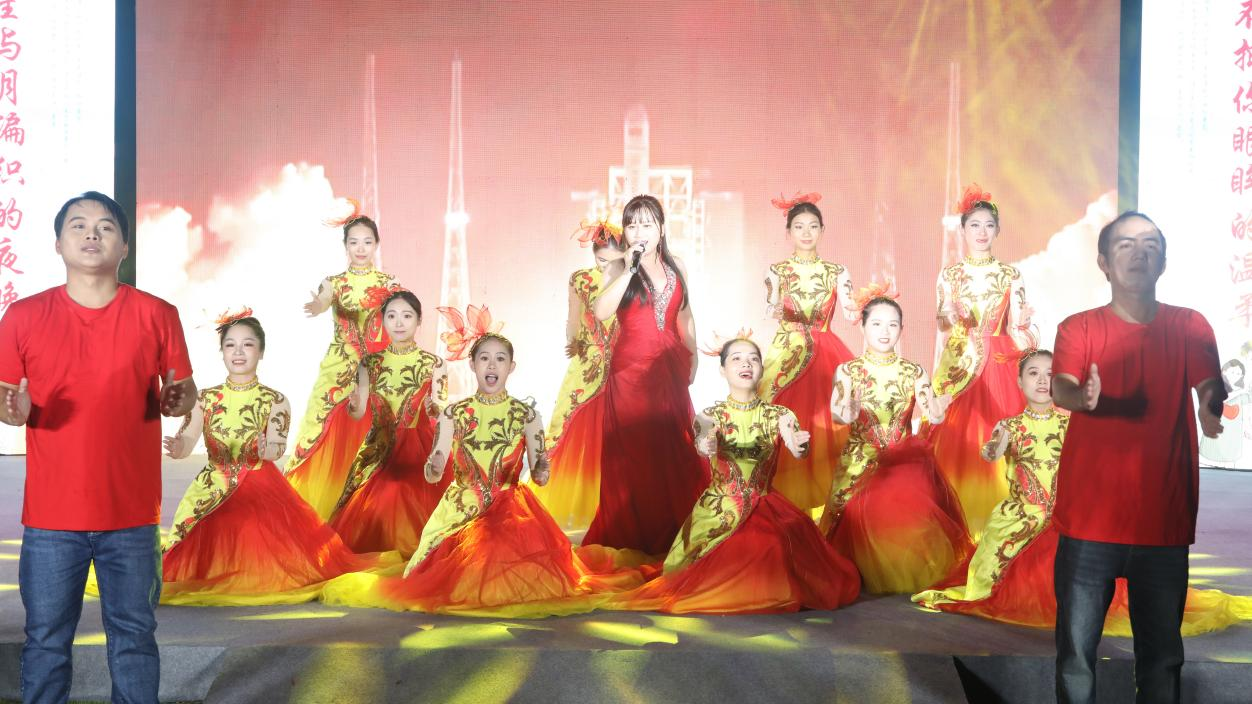 图片为活动现场图片